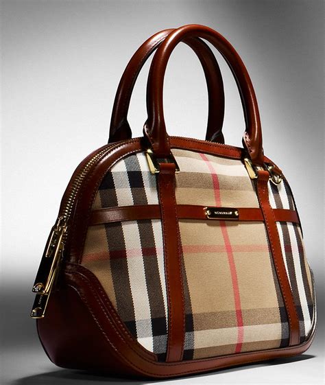 pochette burberry pelle|Women’s Designer Bags .